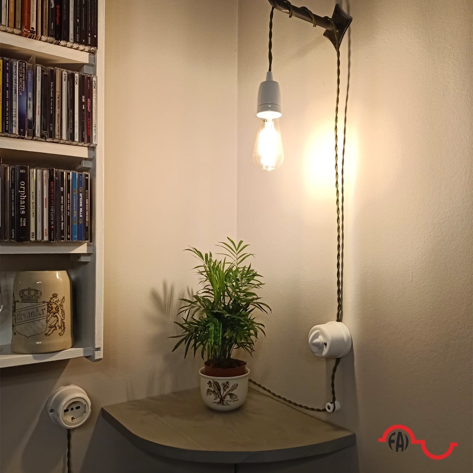 レトロAMMETER Gniazdo retro Schuko FAI POMARAŃCZOWE - Alkri